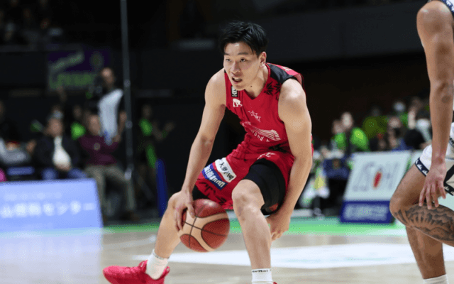 菊地広人がレバンガ北海道でプロデビュー「チームを勝ちに導くことができる選手に」…HCも活躍を評価