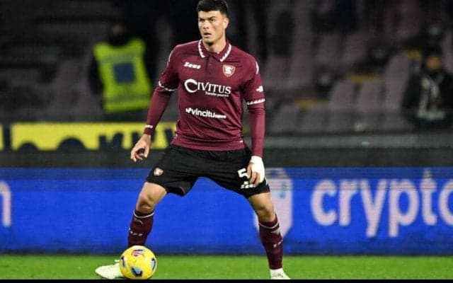 ザルツブルク、サレルニターナからオーストリア代表DFダニリウクを獲得