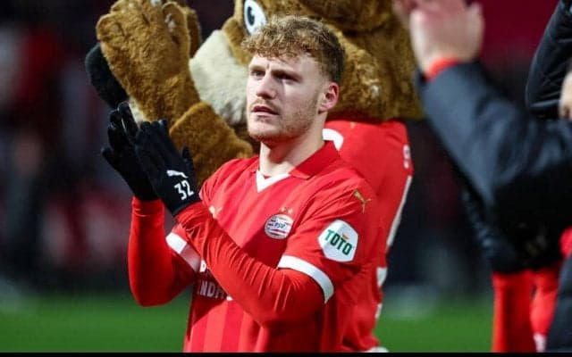 ウニオン・ベルリン、PSVからベルギー人FWフェルテッセンを獲得