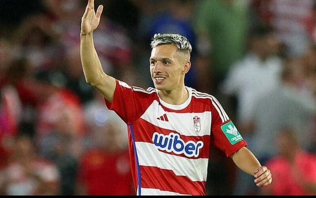 サイド補強急務のバイエルン、グラナダから加入内定のサラゴサを前倒しで獲得！