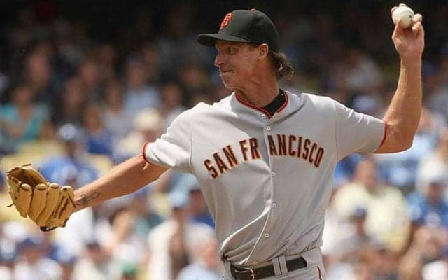 消える303勝左腕「何度もトライした」　元MLB右腕が忘れられぬ3人…暴けなかった秘密