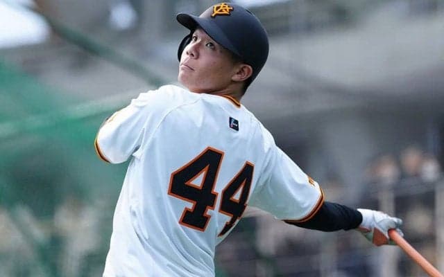 阿部監督が仰天「獲ってよかった」　驚異の打球速度…レギュラー名乗りの巨人逸材ドラ3