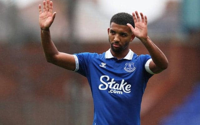 最下位に沈むシェフィールド・ユナイテッドが降格圏のエバートンDFホルゲイトをレンタルで獲得