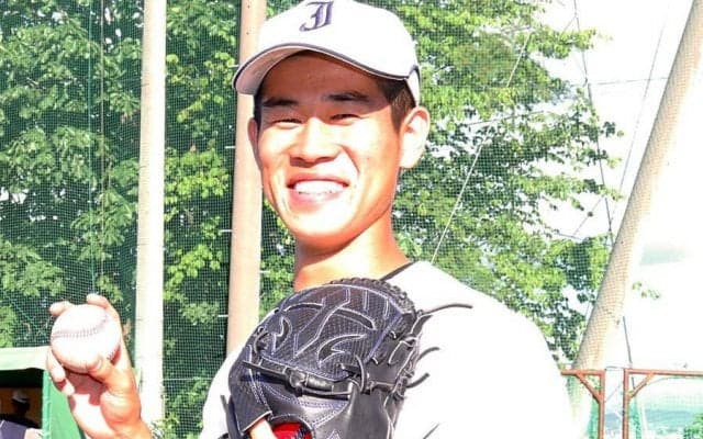 佐々木朗希が驚愕した育成20歳　グラブ突き破りそうな剛球に「球強い、マジで」