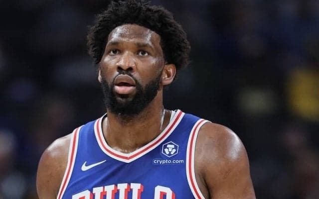 昨季MVPを獲得したジョエル・エンビードが左ヒザの外側半月板を損傷