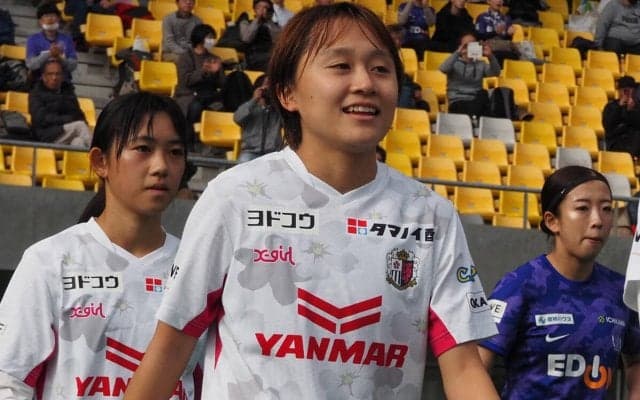 なでしこ小山史乃観はC大阪からスウェーデンのユールゴーデンへ「攻撃的なポジションでプレーしたい」