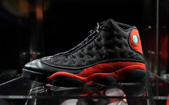 “神様”が優勝時に着用していたエアジョーダン6足の記念コレクション、過去最高の12億円で落札