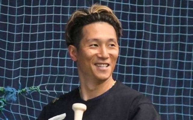 オリにまた“逸材”？「吉田正尚にしか見えん」　新背番号7に騒然「バリ似てる」