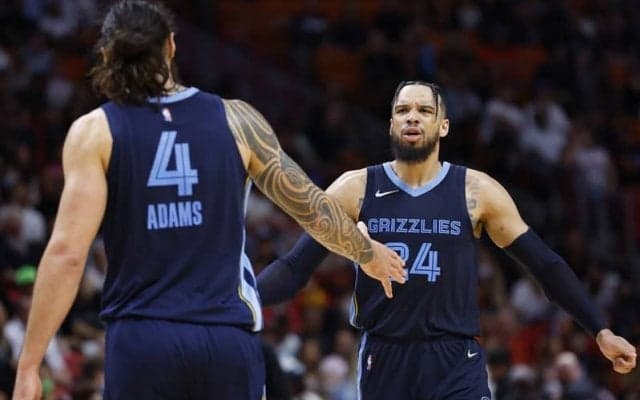 アダムズがロケッツへ移籍…グリズリーズ時代の戦友は「彼はすごく楽しみにしていた」