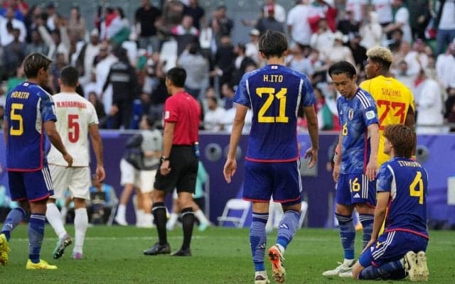 苦戦したアジアカップで冨安健洋が指摘した「熱量」の問題、日常にある選手と指導側の解離【日本代表コラム】