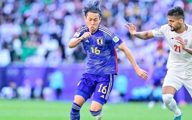 「まじでこれブルーロックだった」日本代表・右SBがイラン戦で見せた「華麗過ぎるジャンピングトラップ」に驚きの声相次ぐ！「マジで凪かと思った」「上手すぎて惚れた」の声