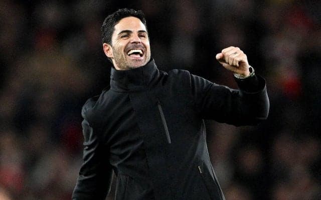 「選手たちは心と魂を捧げた」首位リバプールに勝利のアーセナル、アルテタ監督は選手とサポーターが作り出した雰囲気を称賛「雰囲気は今シーズン見た中で最高」