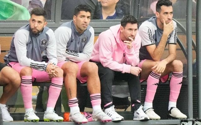 「返金しろ」メッシ出場せずで香港のファンが大ブーイング…7日には国立でヴィッセル神戸と親善試合