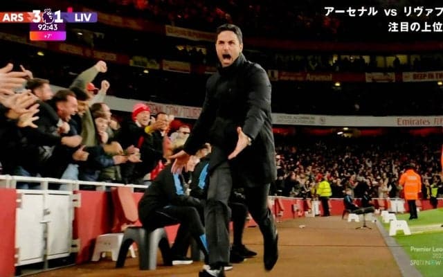 「夜中に爆笑した」アーセナル監督の“爆走”が「現役時代にも見たことない」とSNSで話題沸騰！本人は「私はまだ全力疾走できるんだ（笑）」とご満悦