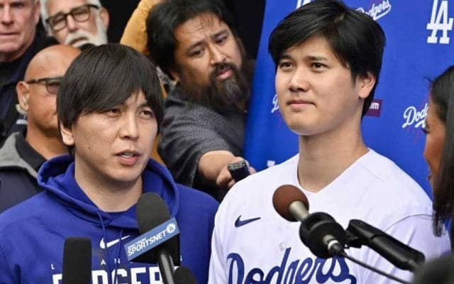 珍しくテンパる一平さんが「かわいい」　回答ド忘れで「ゴメン」…大谷翔平も笑顔の一幕