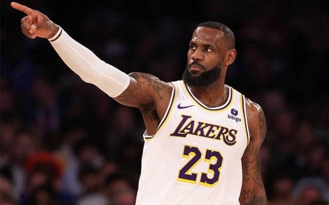 「ゲームの歴史を学び、先人に敬意を」レブロンが次世代を担う若手にアドバイス