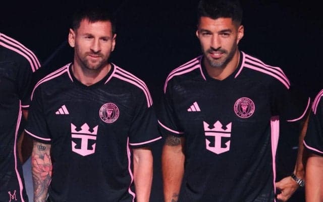 「ほぼバルサの同窓会」「5人もいるのすごい」インテル・マイアミ来日パーティーに集まった豪華面々にファン興奮「これは夢ですか？」