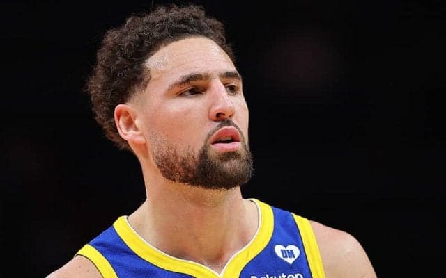 ベンチから白星を見届けたトンプソン…悔しさにじませるも若手の成長に「喜ばしいことだ」