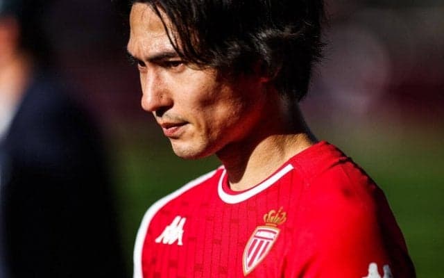 「こんなに顔濃い？」「今回ばかりは…」モナコが準備した南野拓実のポスター画像にファン騒然「インパクト大やねw」