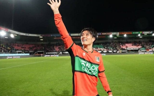 「ナイスヘッド!!」オランダ移籍1年目で早くも公式戦2ケタ得点到達の小川航基に日本代表待望論！「ようやく呼ばれるんですね」「綺世と2トップ見たい」などの声
