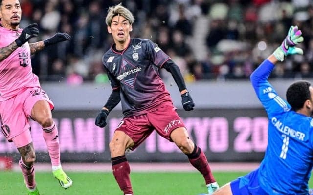 【J1王者・ヴィッセル神戸の24年シーズンの進化と課題(1)】吉田麻也との自主トレ効果もあってすでに絶好調のFW大迫勇也。さらなる進化も見せるからこその期待と不安