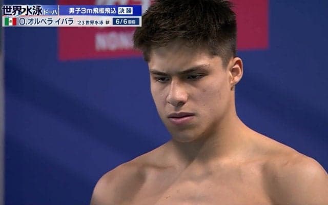 メキシコのイケメン19歳が見せた超ワールドクラスのキレ！高難度技からの“ノースプラッシュ”に敵選手まで拍手 解説者「素晴らしい！ほぼパーフェクト！」