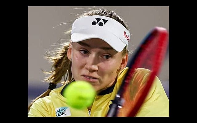 大坂撃破コリンズ退けルバキナ8強