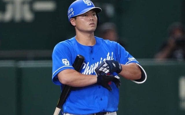 ピチピチ肉体に衝撃「もはや貫禄すら」　軽々と豪快弾…逸材25歳の「パワー桁違い」