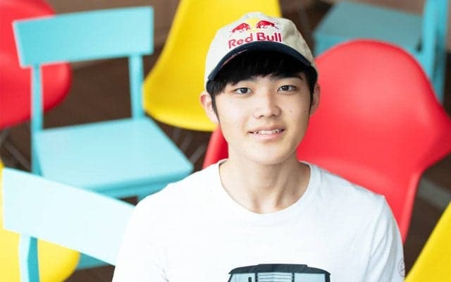 進学校に通う金メダル候補、安楽宙斗17歳の悩み「同級生はすでに受験勉強をしている人もいて...」