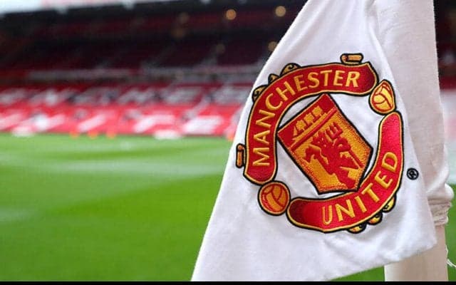 「マジで刺さる」「最高にクール」ユナイテッドがザ・ストーン・ローゼズとのコレクションを発表！「良すぎる」「全部買う」