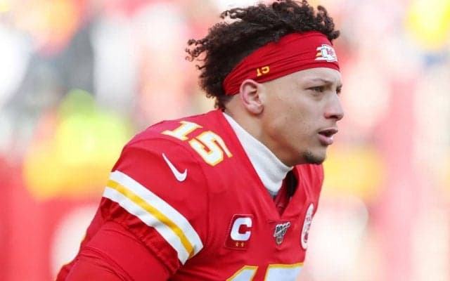 【スーパーボウル2024】命運握る「1試合3億7000万円」の男　“比類なき価値”が示す驚愕年俸