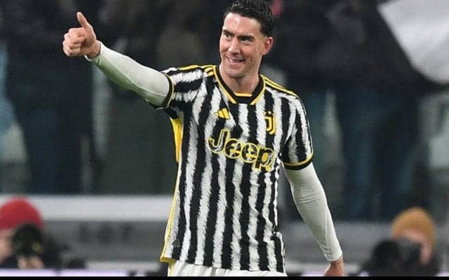 ヴラホビッチが1月の月間最優秀選手に、4試合で6発