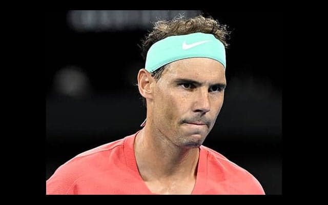  復帰まで10日 ナダルが水泳 