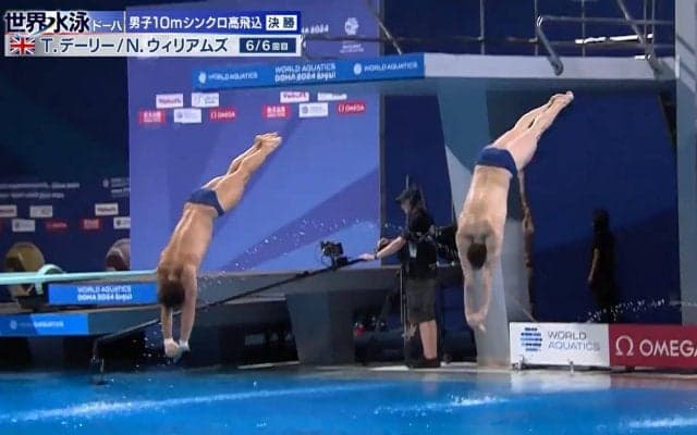 斜め入水でもしぶきが小さい？高飛込でイギリスペアが見せた一瞬の職人技 解説者も「これが見せ方。力の入れ方で出さない」と絶賛