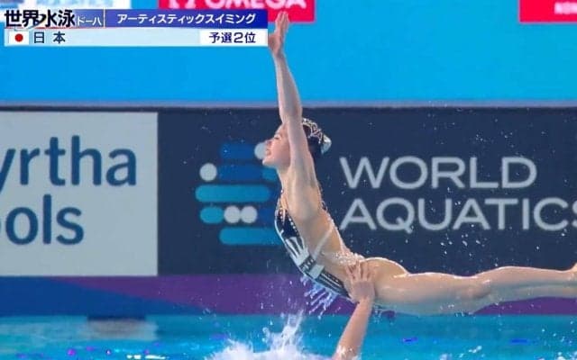 解説者も手に汗握った「飛んでキャッチでポーズ！」パリ五輪の切符を掴んだ日本チーム、会心のアクロバティック 世界水泳ASで価値ある銀に選手も「よかった-！」