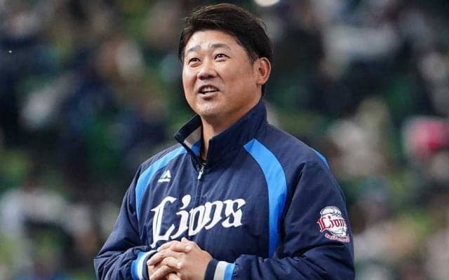 レジェンドOBの「直立不動が可愛い」　キャンプで起きたまさかの事態「根元から？」