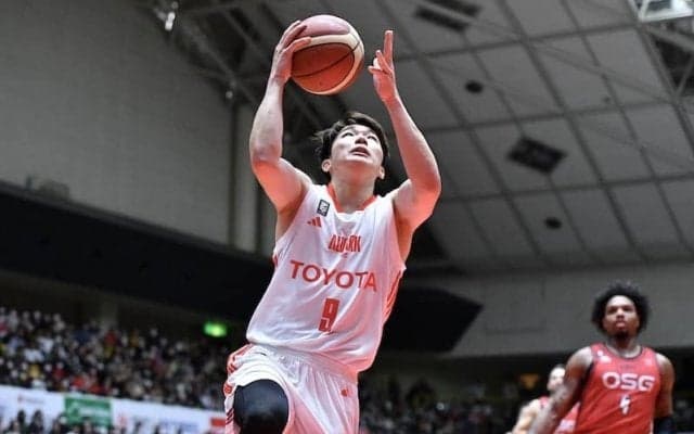 第3Qに猛攻を仕掛けたA東京が首位対決で雪辱を果たす…ついに三遠の連勝がストップ