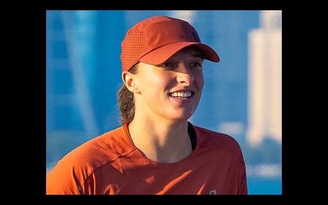 世界1位在位期間が90週に