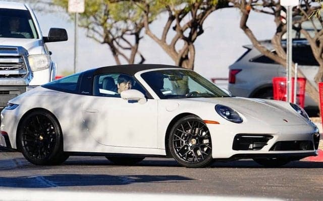 大谷翔平、連日のポルシェで球場入り　2200万円超スポーツカーを自ら運転、周囲騒然