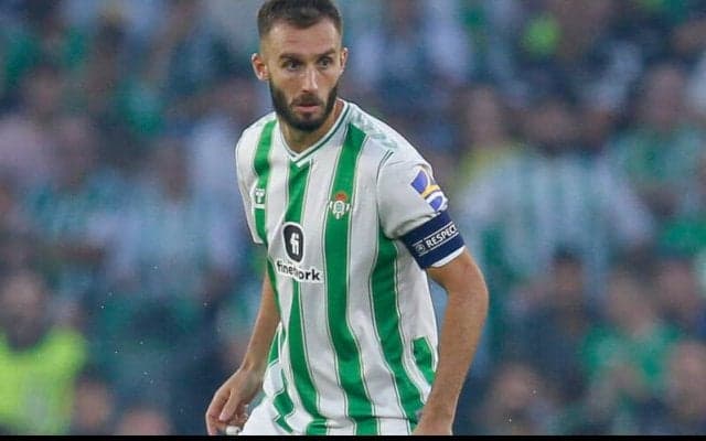 ベティス、カタールW杯優勝メンバーの主将DFペッセージャと2026年まで契約延長