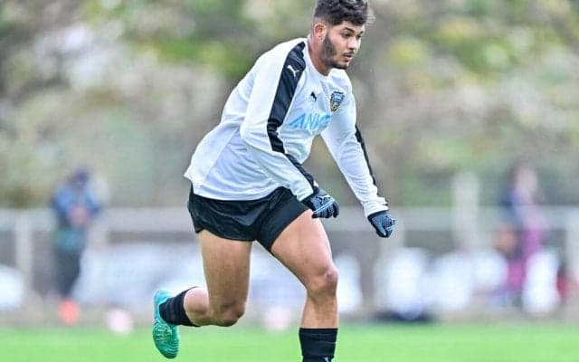 「逆足でこれかよ」「バケモンすぎる」川崎の新加入ブラジル人FWの「相手を翻弄する技術→逆足なのに強烈シュート映像」に驚愕の声続々！ ACLで見せた“怪物の片鱗”プレー