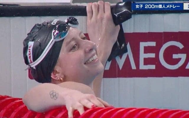 最強美女スイマー・ダグラス、水中で増す輝き 解説者は「見ていても気持ちよさそうに泳いでいる」と表現