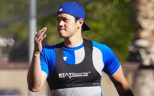 あわや大怪我も回避　一回転転倒も左手から…大谷翔平に感じた「3cm」の凄さ