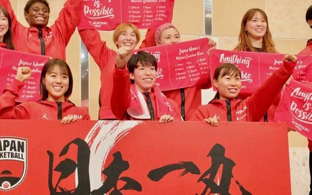 【バスケ女子日本代表】“歴史的に大きな1勝”はこう生まれた……パリ五輪を掴んだ舞台裏「本当にいい時間でした」