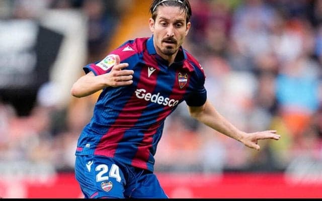 ラス・パルマス、昨季までレバンテ在籍の無所属MFカンパーニャを獲得