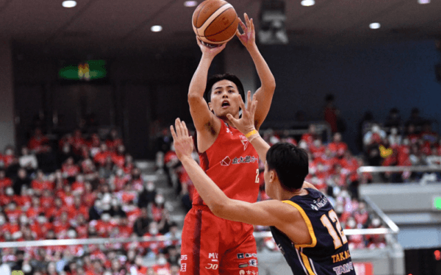 千葉J・富樫勇樹「これだけ痺れる試合は多くない」天皇杯連覇に王手…宇都宮・比江島は逆転負けの責任吐露