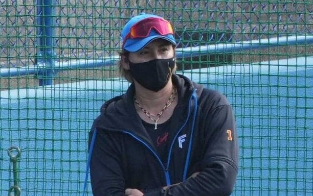 試合中にベンチから消えた新庄監督　「よく分からないから」視点を変えた理由