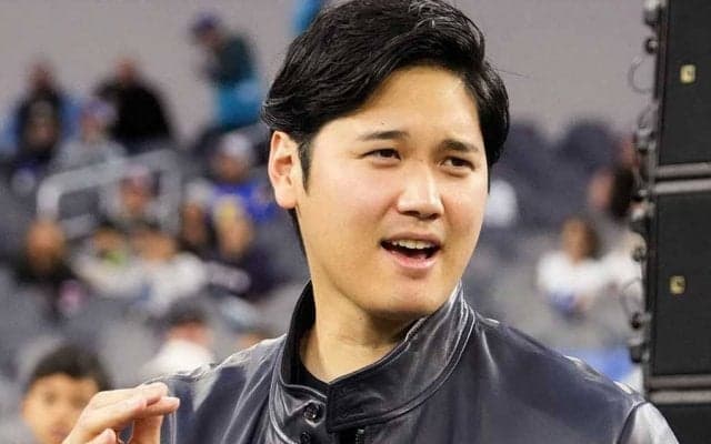 大谷翔平、私服で“手羽先大食いコンテスト”満喫　貴重なオフ動画を球団SNSが公開