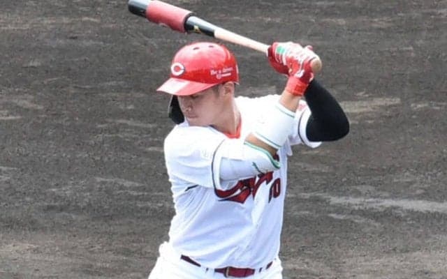 逸材20歳が「バケモンだろ」　わずか10試合で侍J選出…初打席で見せた“衝撃の一打”