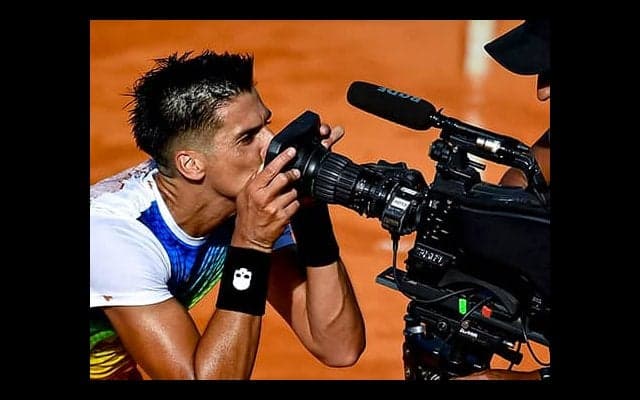  コリア弟、再びシード破り4強 